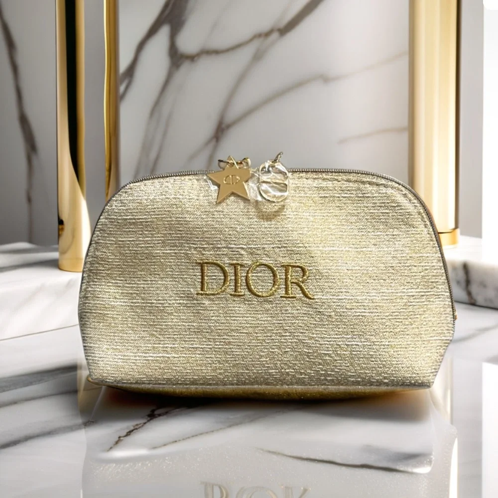 ✨ Limited edition Dior 2024 holiday makeup bag - Picture 3 of 5